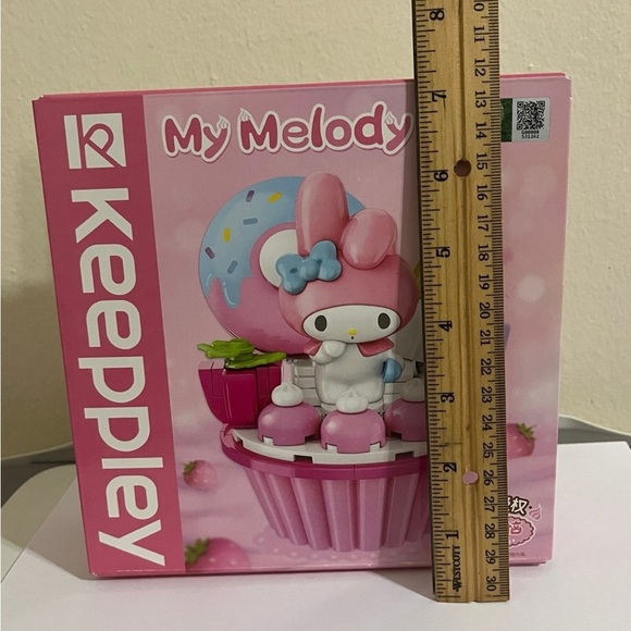 My Melody Cupcake Building Set Keeppley (Legos) - Picture 6 of 6